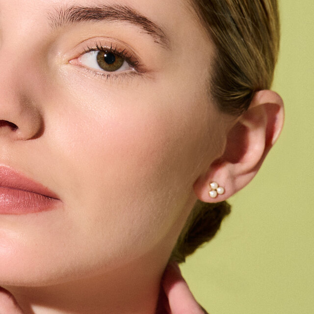 Pearl Cluster Gold Stud Earrings