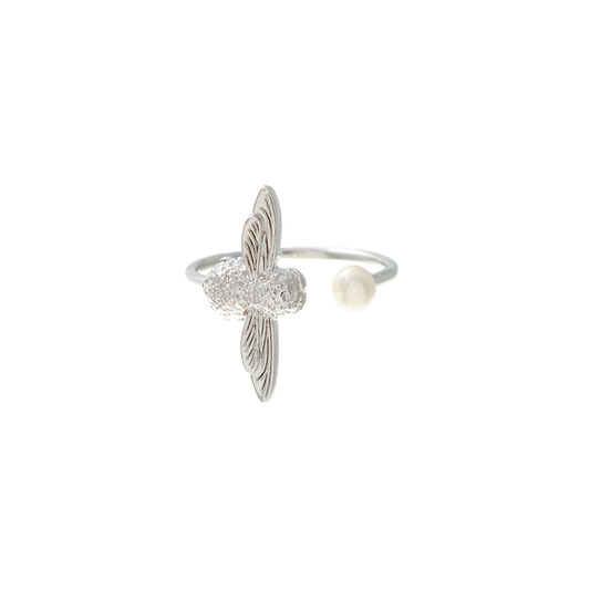 Pearl Bee Silver Ring