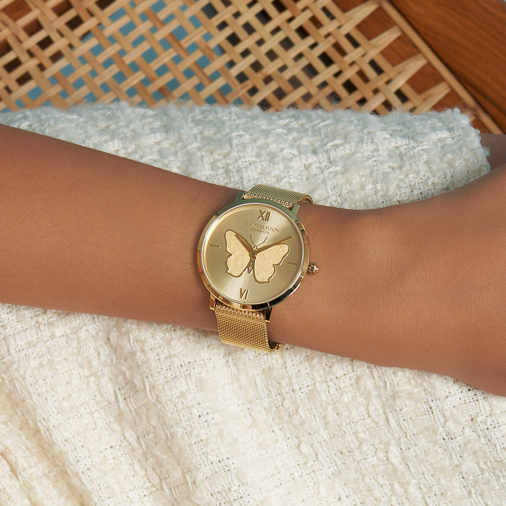 35mm Butterfly Ultra Slim Gold Mesh Watch