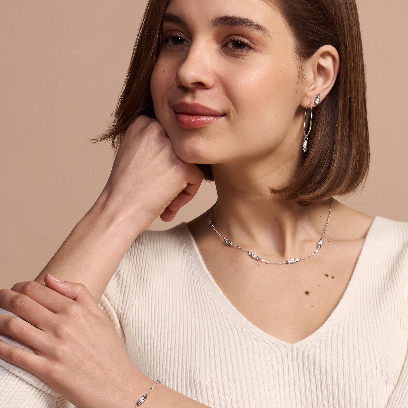 Dainty Silver Tone Bracelet