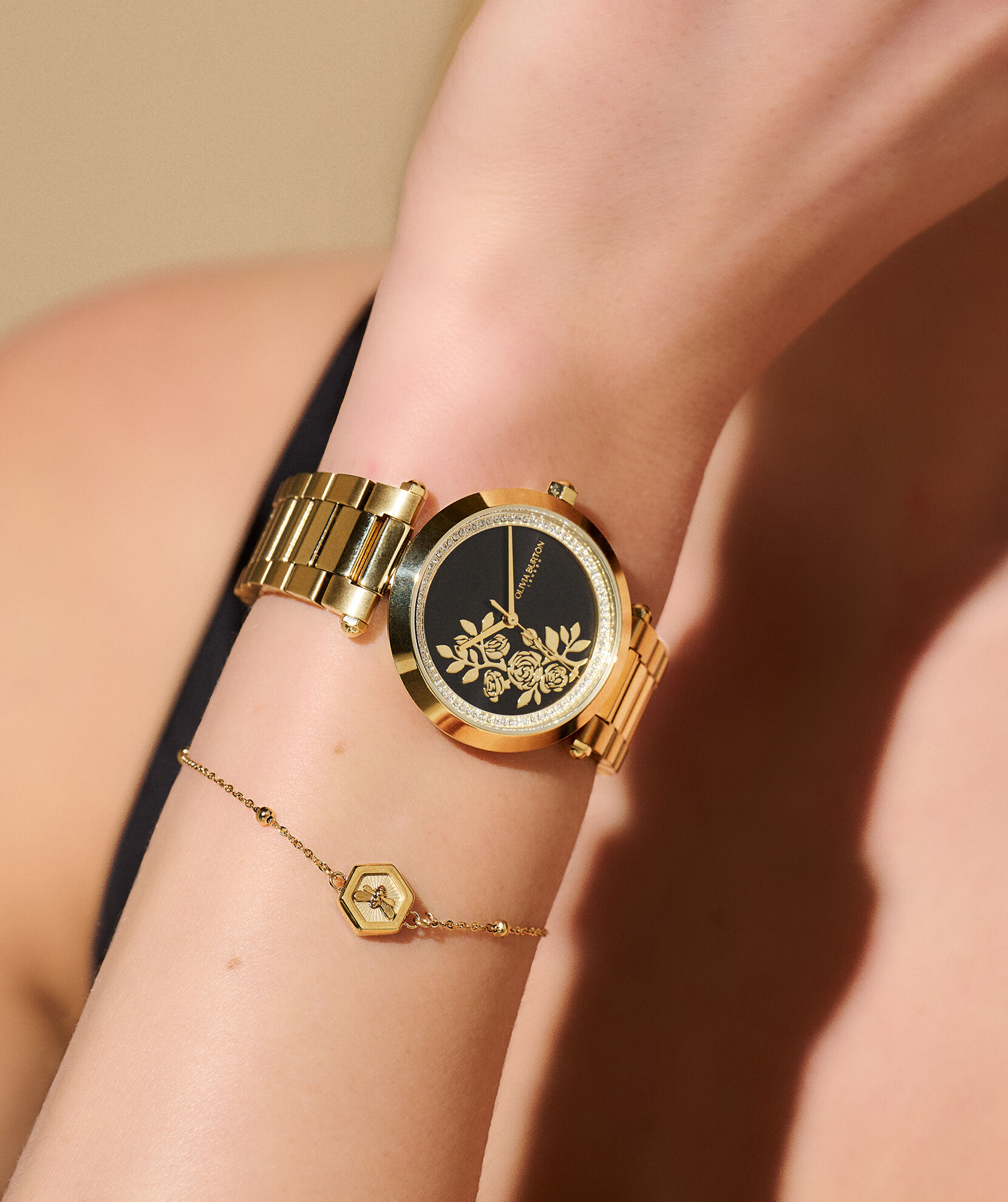 Olivia burton t store bar bracelet
