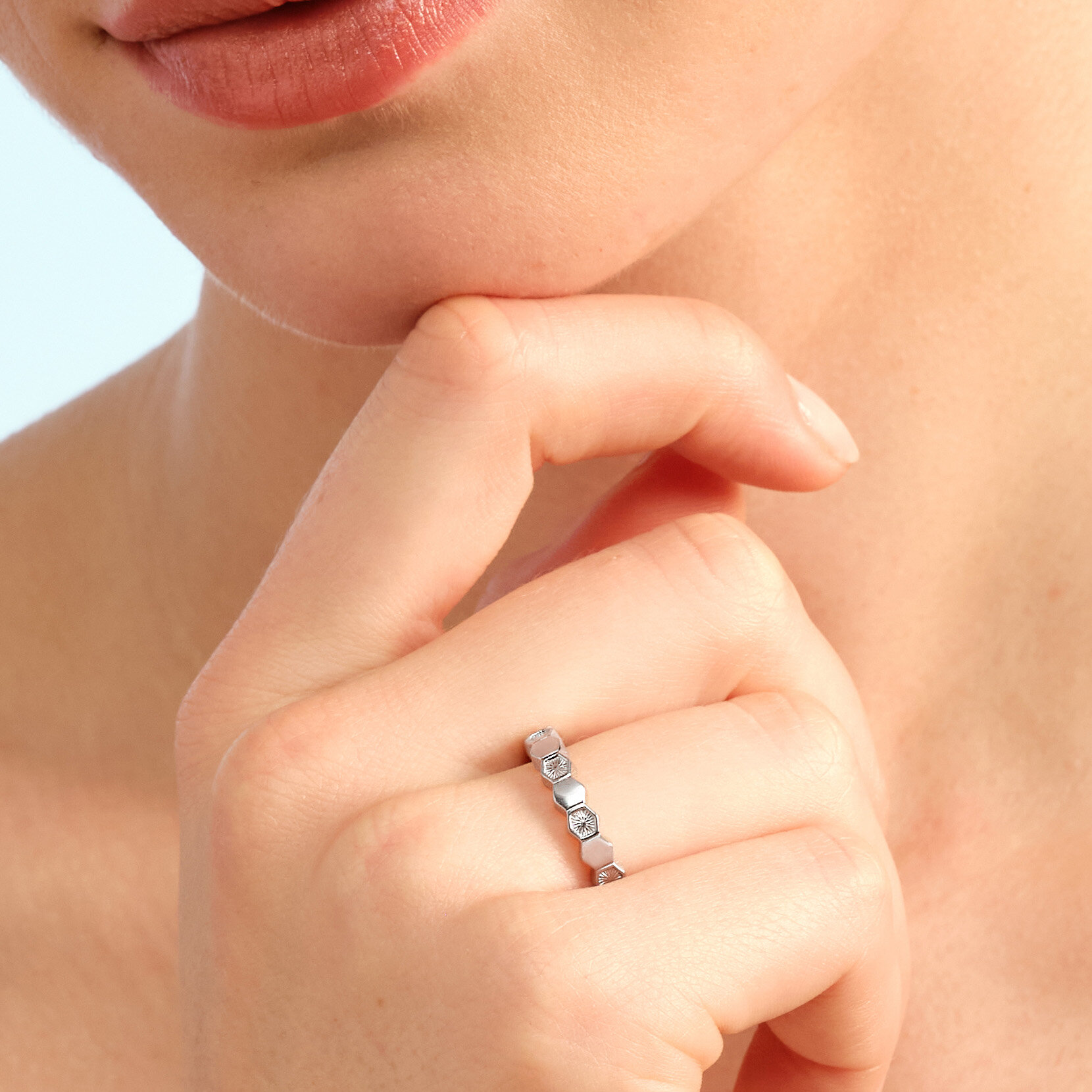 Petite Honeycomb Silver Tone Ring L