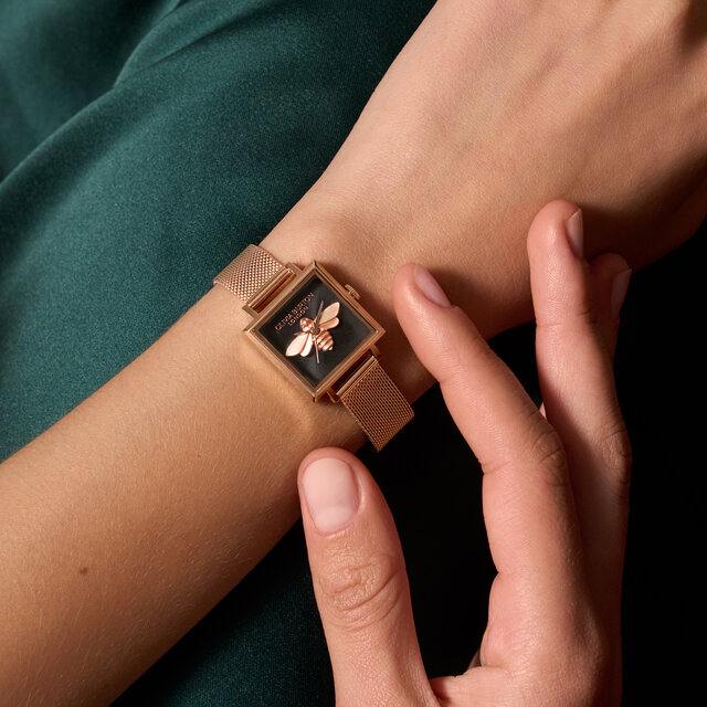 Montre maille Lucky Bee 23mm noire et or rose