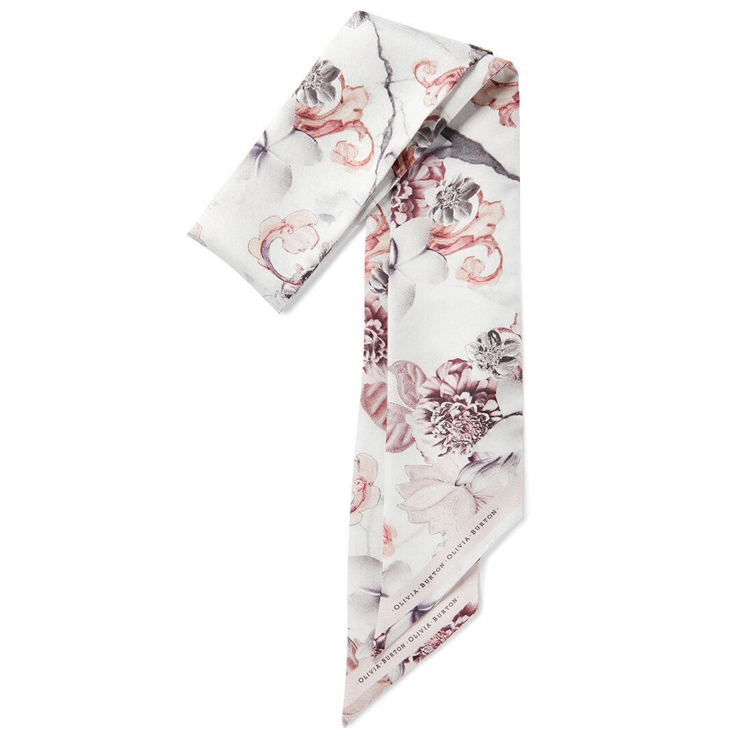 Olivia Burton Scarf 2024 favors