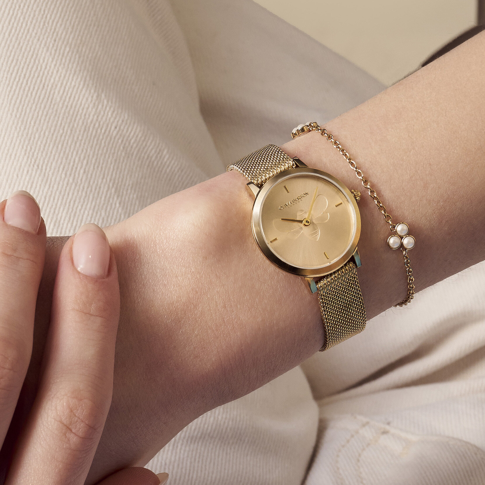 Montre Abeille ultra fine avec bracelet en maille milanaise Or 28 mm