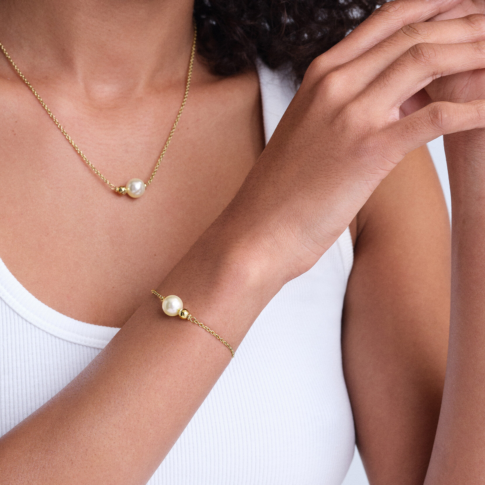 Modern Cream Pearl Gold Plated Bracelet
