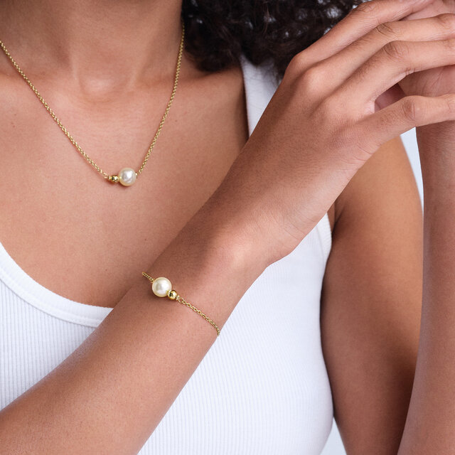 Modern Cream Pearl Gold Plated Bracelet