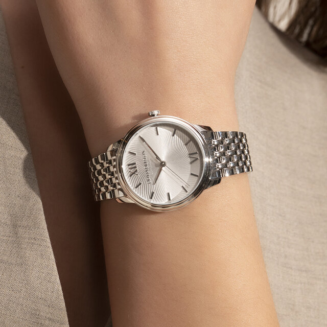 32mm Swirl Silver Bracelet Watch