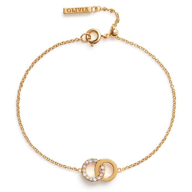 Gold Interlink Bracelet