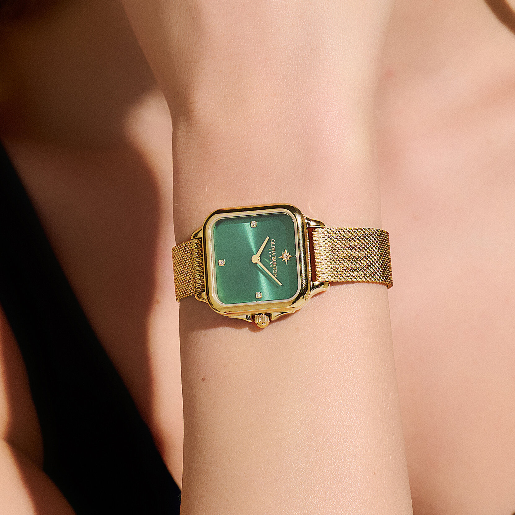 Montre Grosvenor bracelet milanais Vert et Or 28 mm