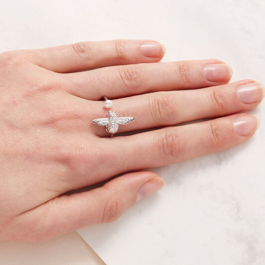 Pearl Bee Silver Ring