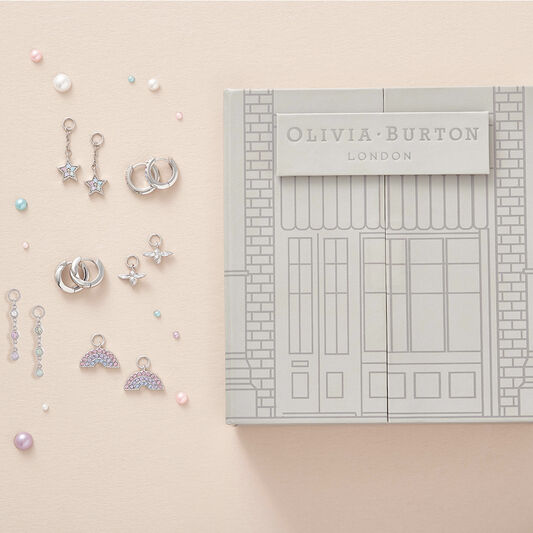 Rainbow House of Huggies Silver (£230 Value)