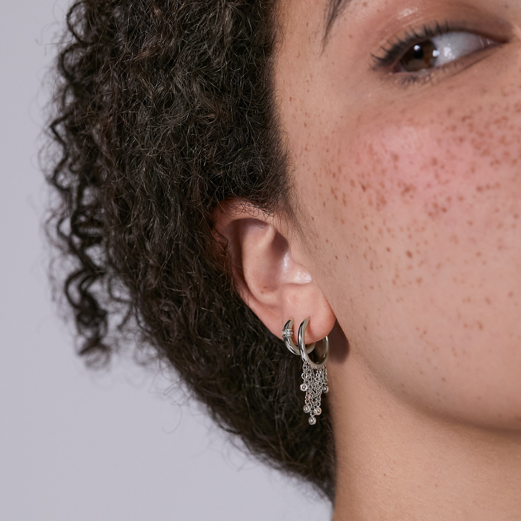 Boucles d'oreilles Cr&eacute;oles Huggies Argent&eacute;es avec Cristaux Lin&eacute;aires