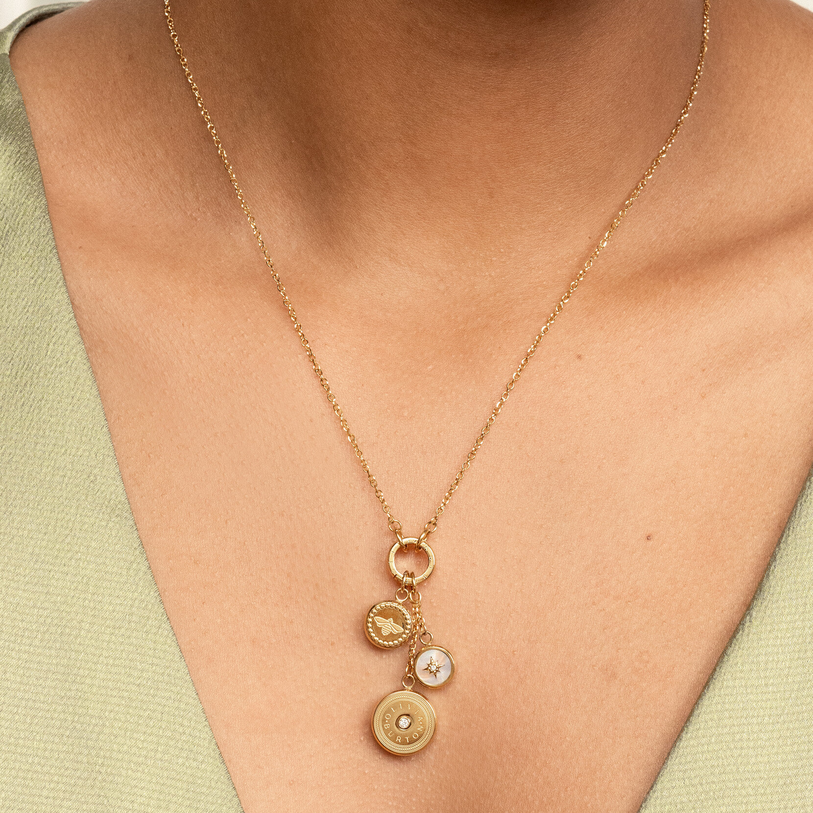 Collier Charms Abeille & Étoile Polaire Plaqué Or