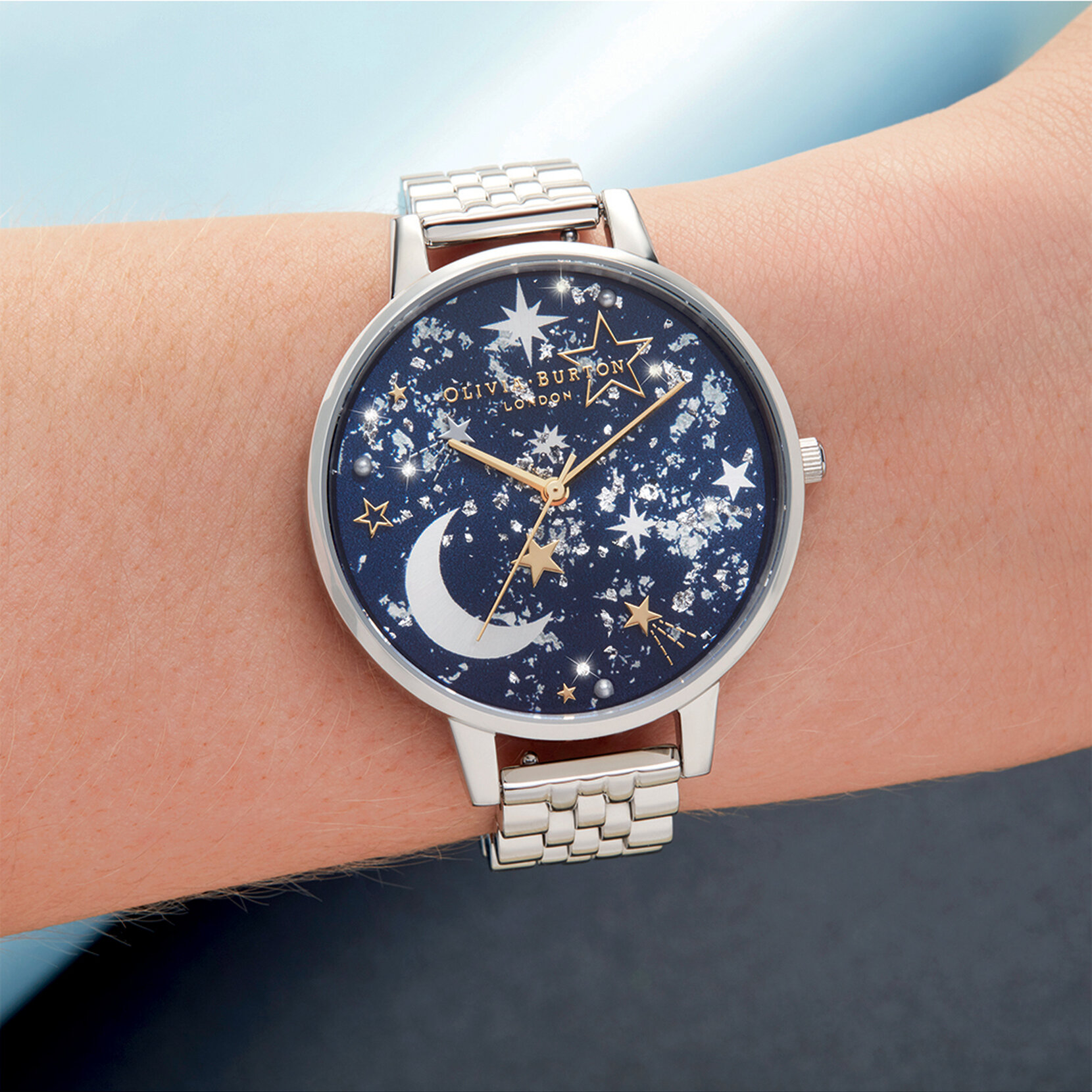 38mm Blue & Silver Bracelet Watch