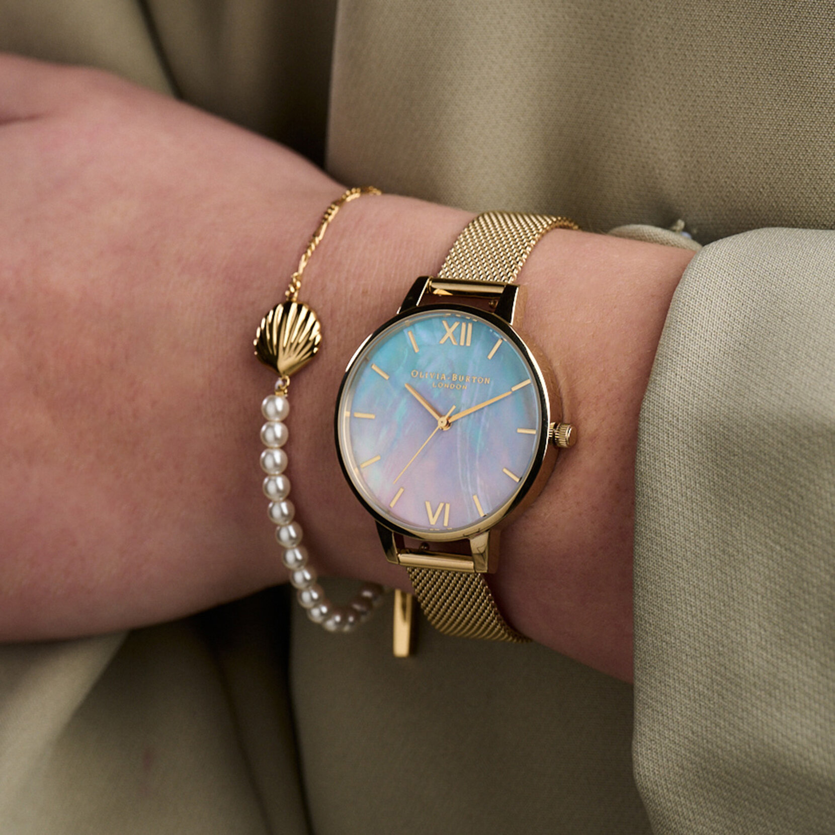 34mm Multicoloured & Gold Mesh Watch