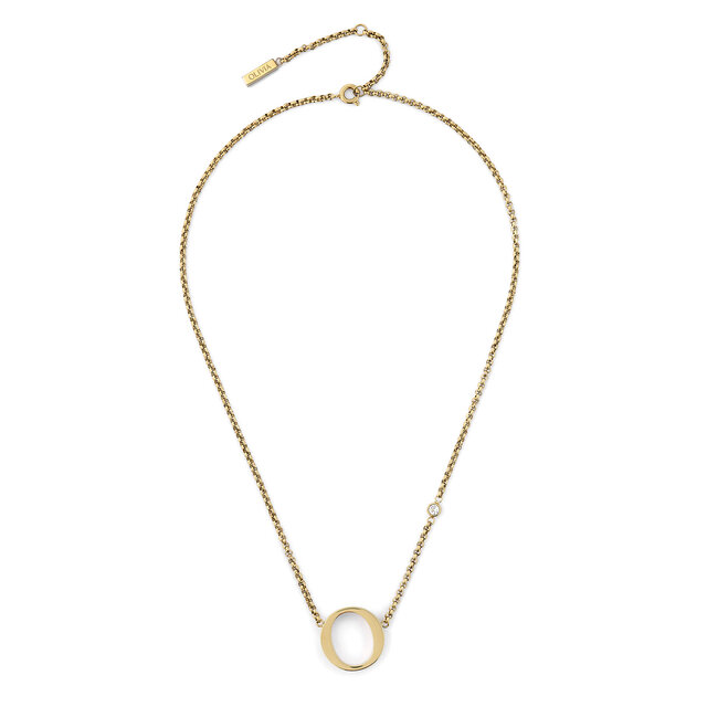 O Gold Pendant Necklace
