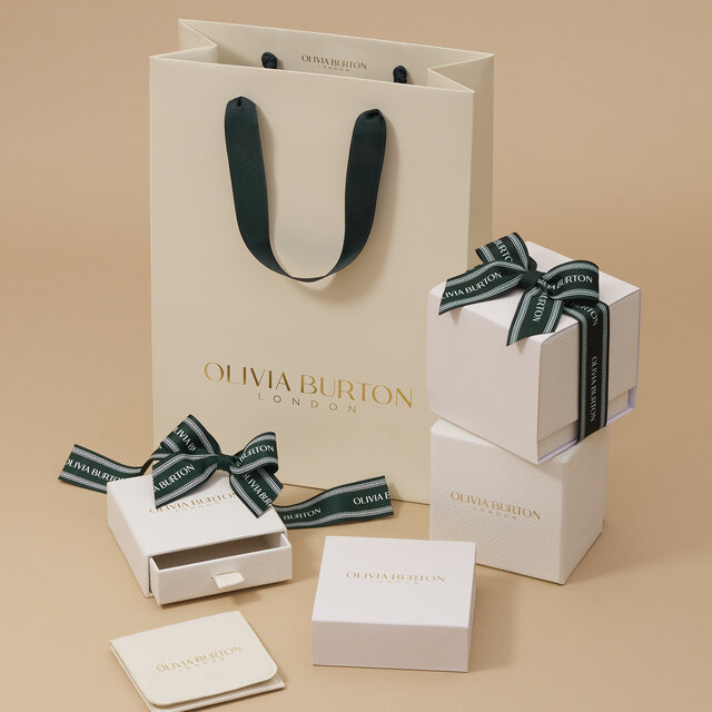 White Gift Wrap Set