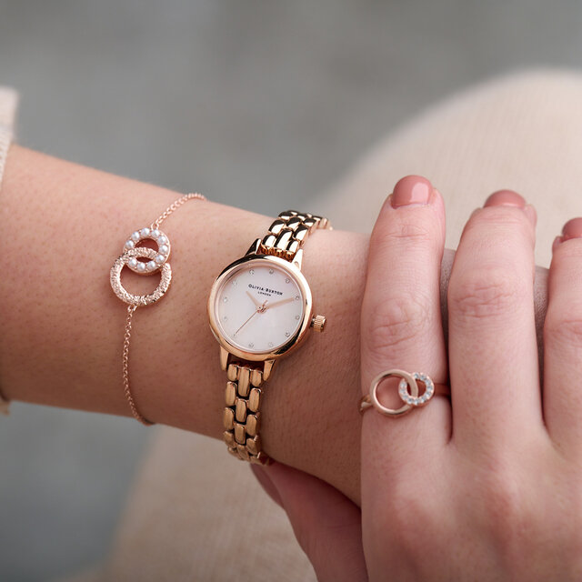 Rose Gold Interlink Ring