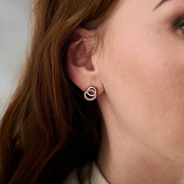 Rose Gold Interlink Drop Stud Earrings