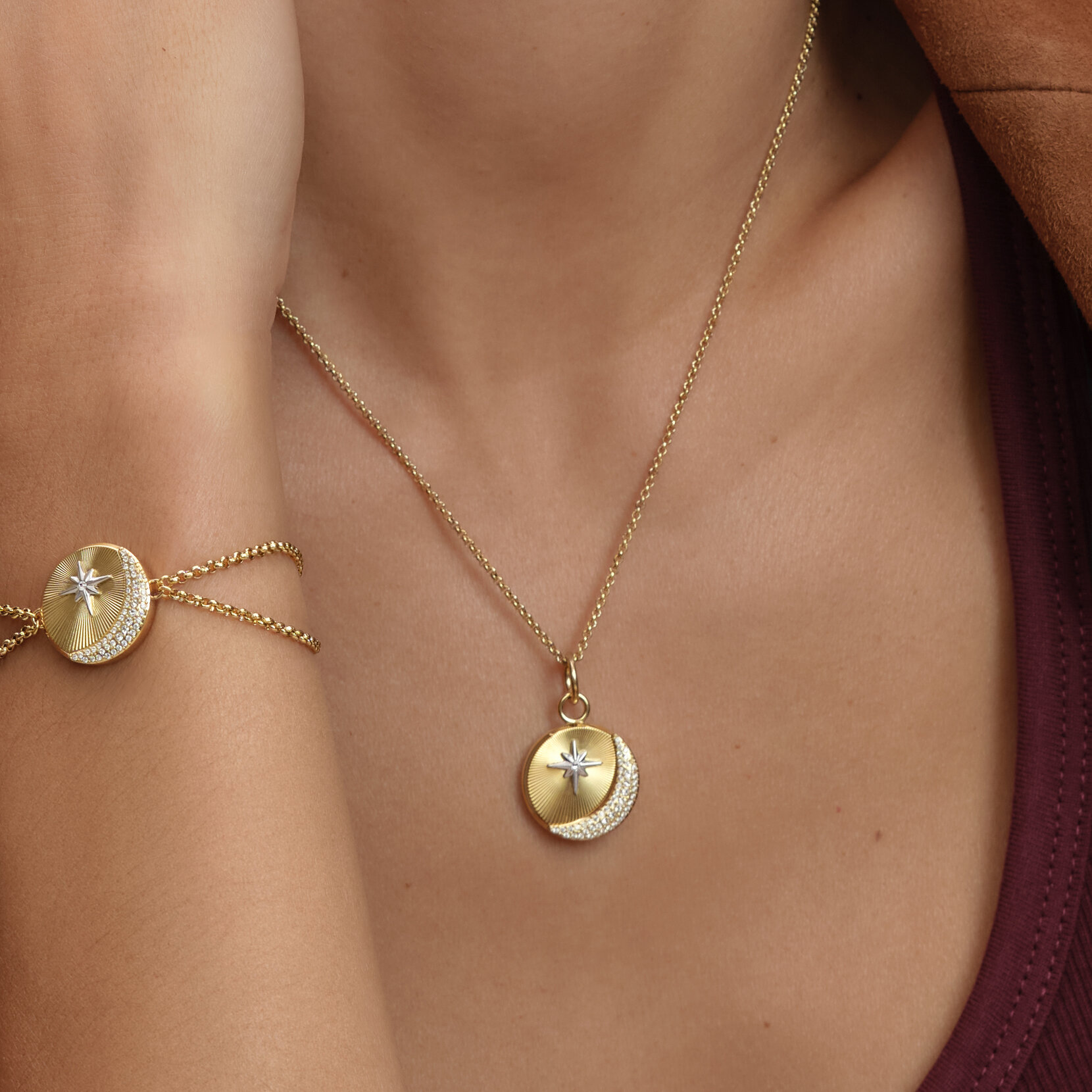 Collier Pendentif Celestial Star and Moon Plaqué Or