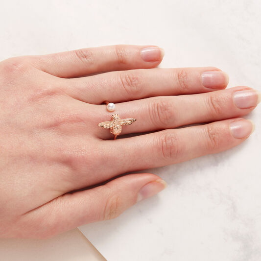 Pearl Bee Rose Gold Ring