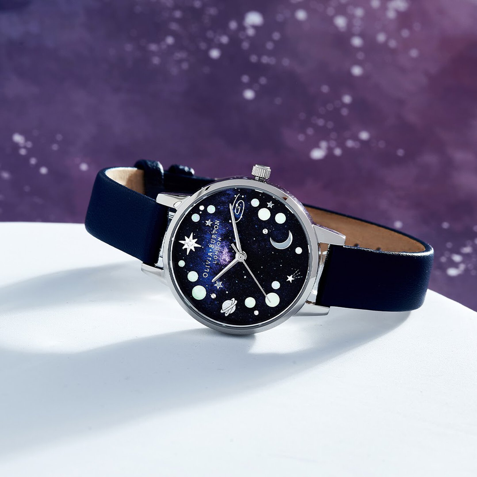 Montre Celestial à cadran Midi opale, bleu marine et argent