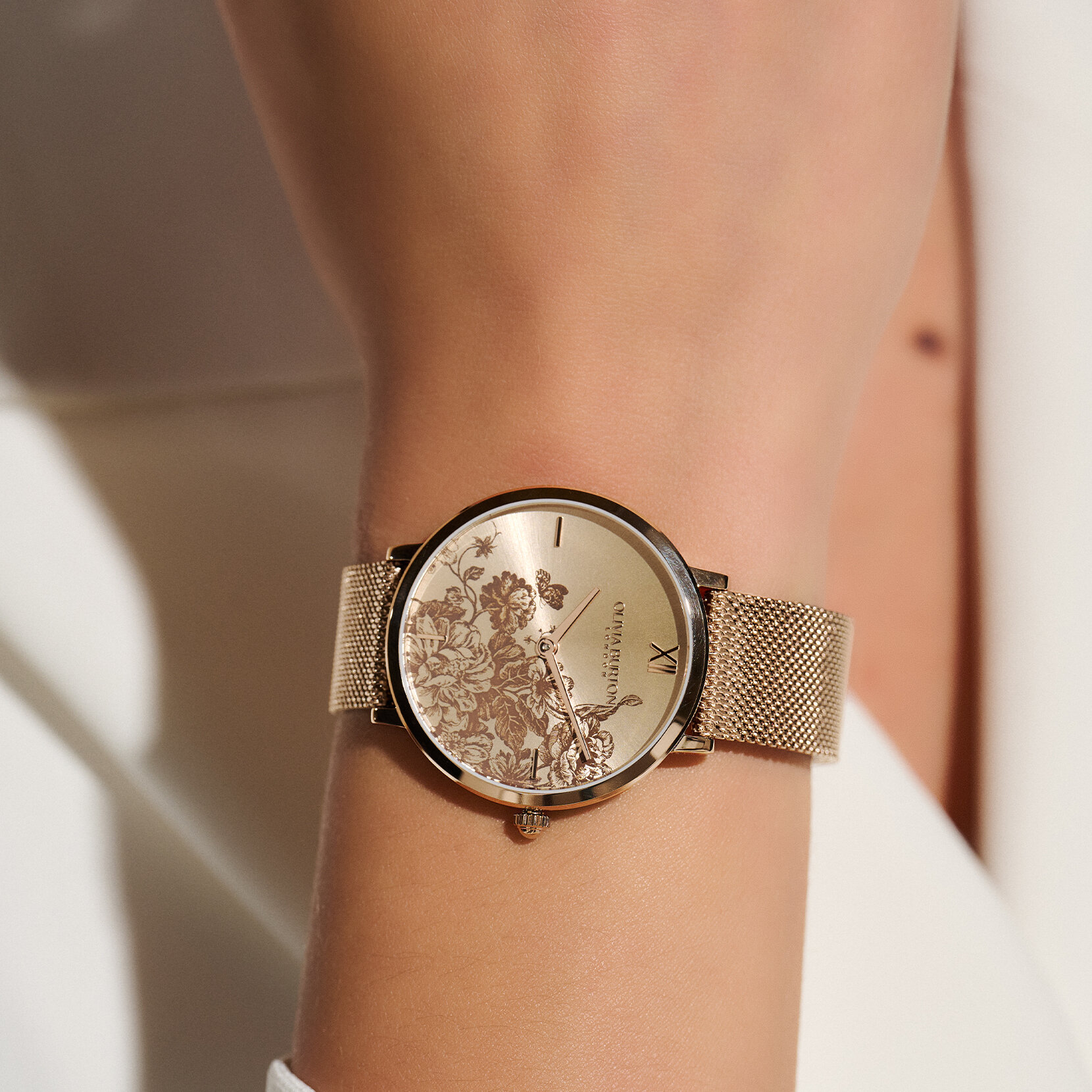 Montre Floral Blooms ultra fine avec bracelet en Rose pastel et Or rose milanais 35 mm