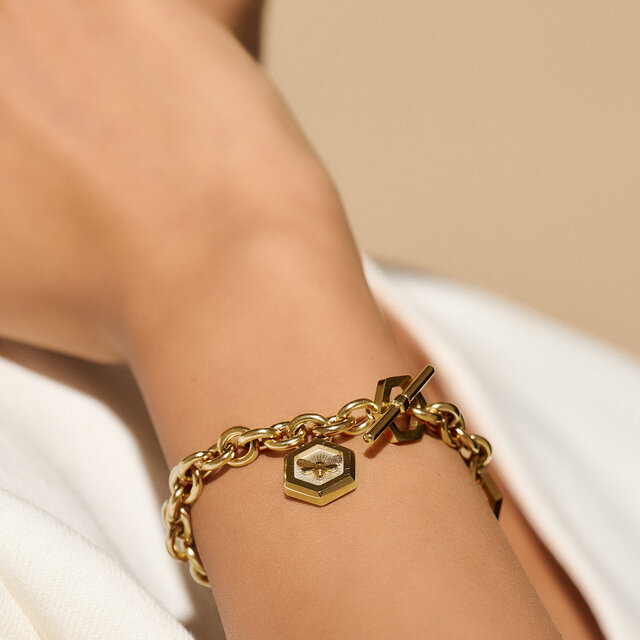 Minima Bee Gold Toggle Bracelet