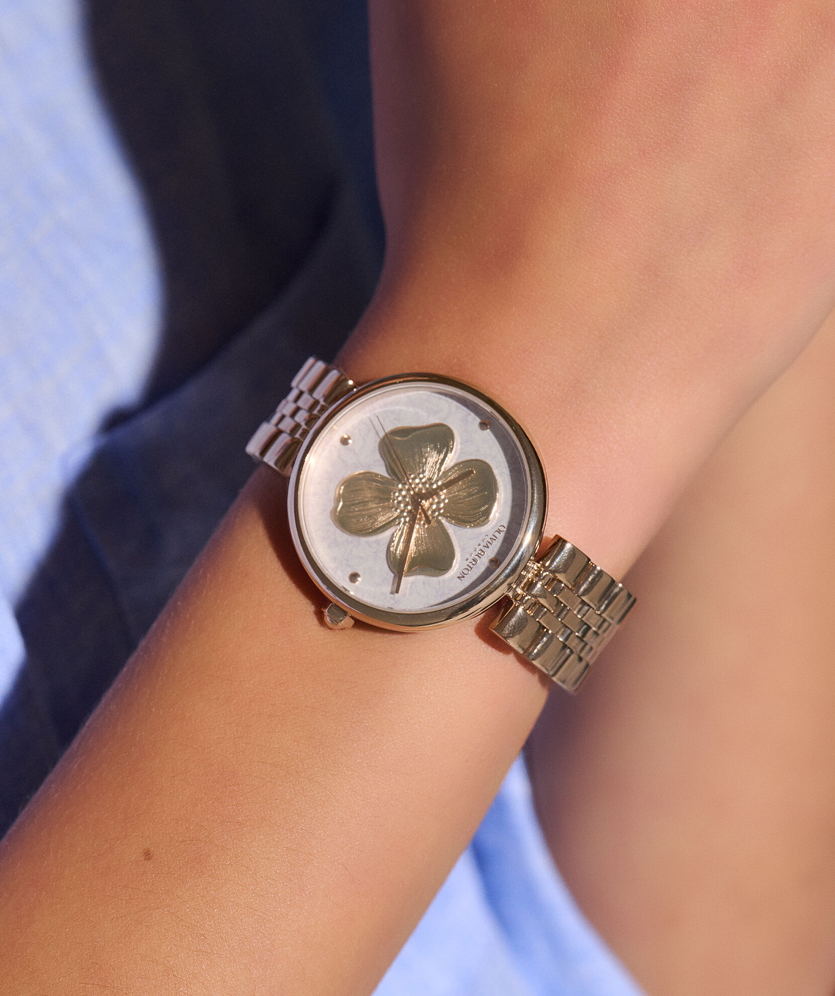 Olivia burton t store bar bracelet