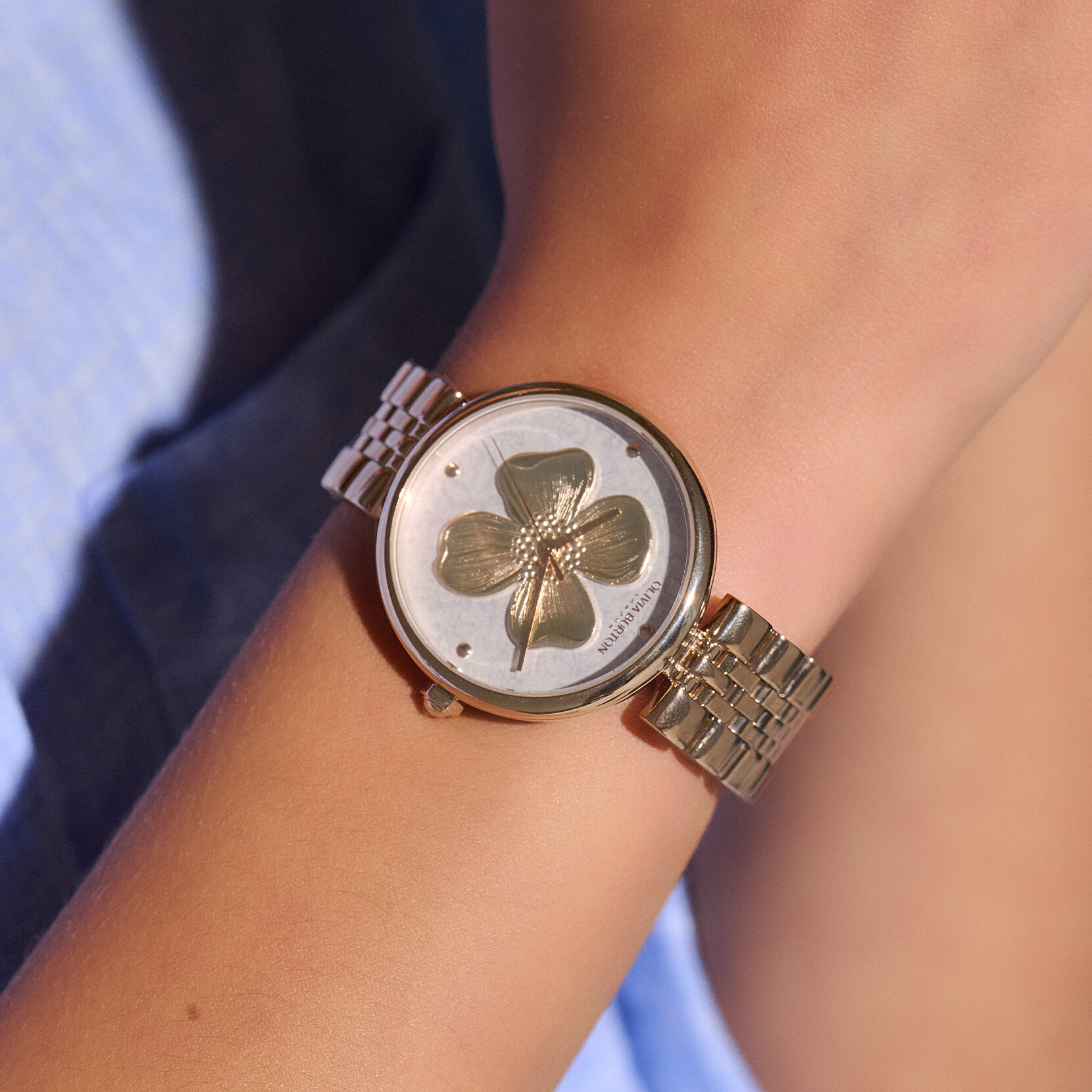 Montre Fleur de cornouiller avec fermoir en T et bracelet Blanc et Or rose 36 mm