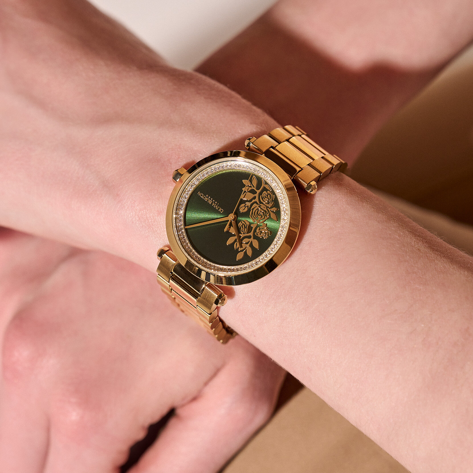 34mm Floral T-Bar Green & Gold Bracelet Watch
