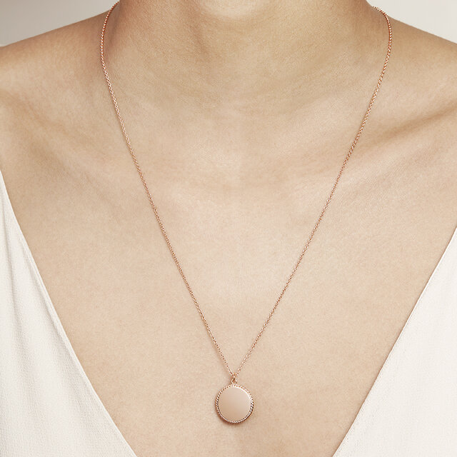 Collier or rose à médaillon Engravable